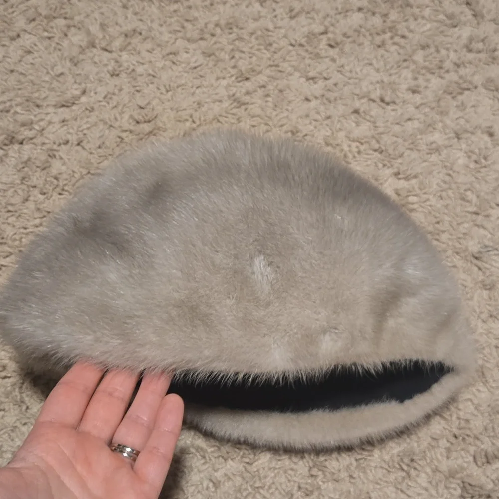 Vintage Oleg Cassini Mink Fur‎ Hat